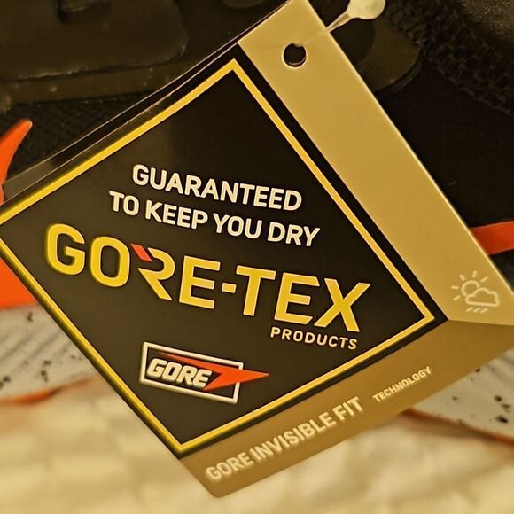 Nike pegasus trail (gortex) 8.5 - Picture 1 of 5